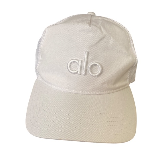 Alo White Baseball Cap Unisex - Picture 4 of 11